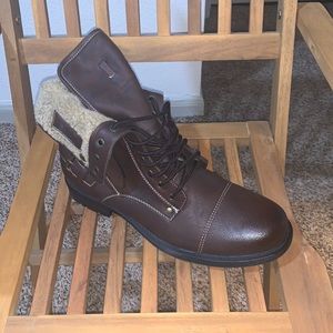 Polar fox boots